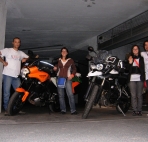 Staff viaggiare in moto