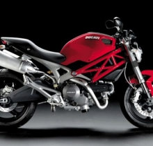 Ducati Monster 696