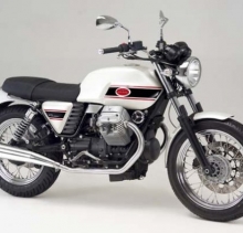 Moto Guzzi V7 Classic 750